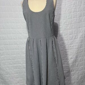 Banana Republic  Black and White Striped dress size 12(L)